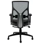 Vista posterior de la silla giratoria, apoyabrazos regulables, red en respaldo gris, asiento tapizado gris