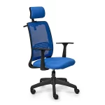 Silla giratoria con cabezal, estructura negra, respaldo en red azul, asiento tapizado en tela azul. Apoyabrazos fijos.