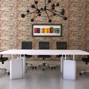 Mesa reunion Bull, blanca con bases blancas y detalles cromados. Vista frente