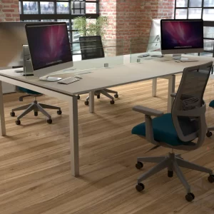 Puesto cuádruple blanco con panel divisor vidriado