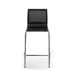 Taburete. Asiento monocasco plastico. Base en caño cromado de cuatro patas.